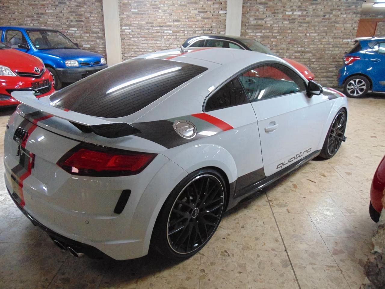 Audi TTS Coupé TFSI quattro S tronic sport attitude
