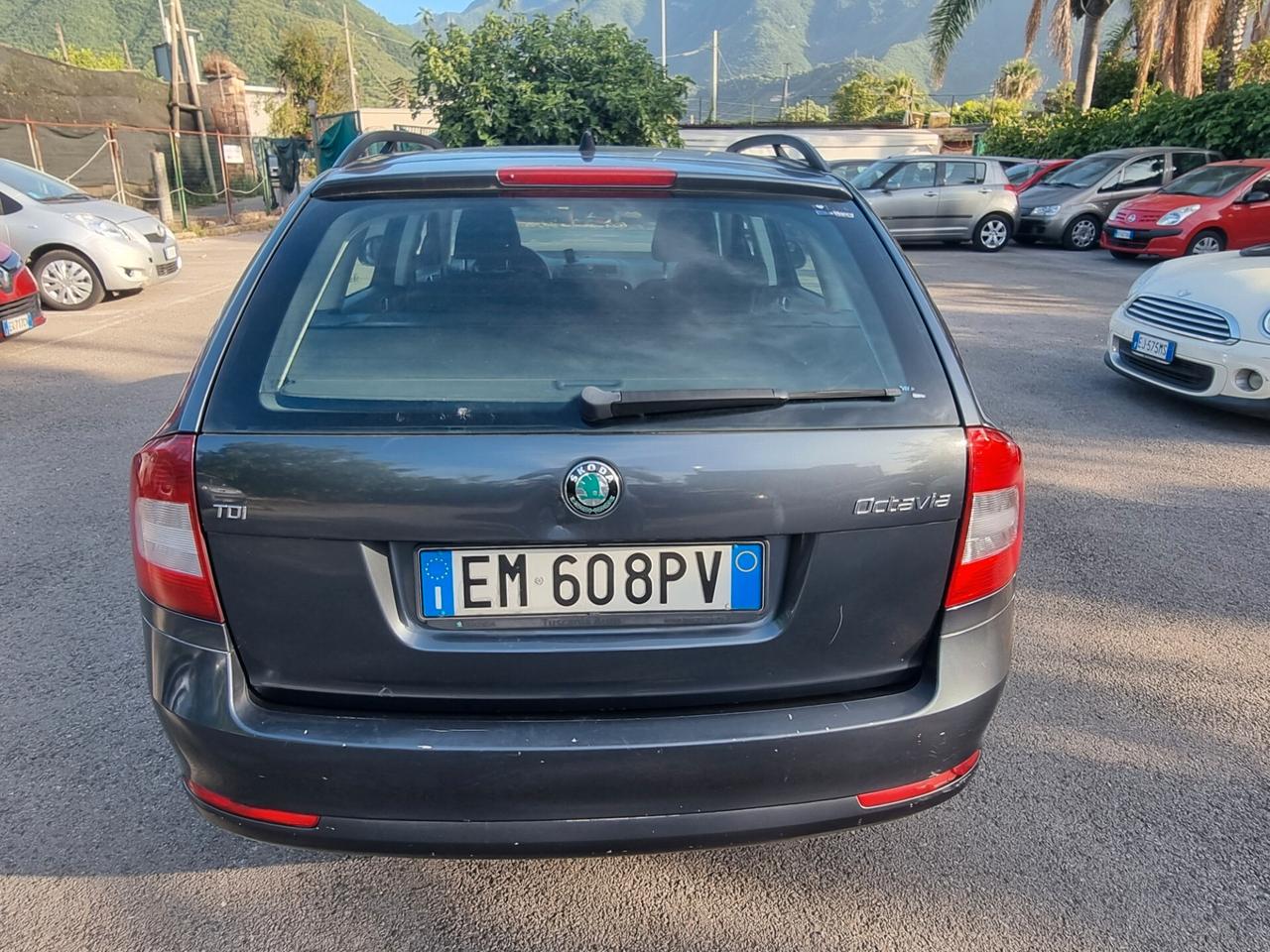 Skoda Octavia 1.6 TDI CR F.AP. Wagon Ambition