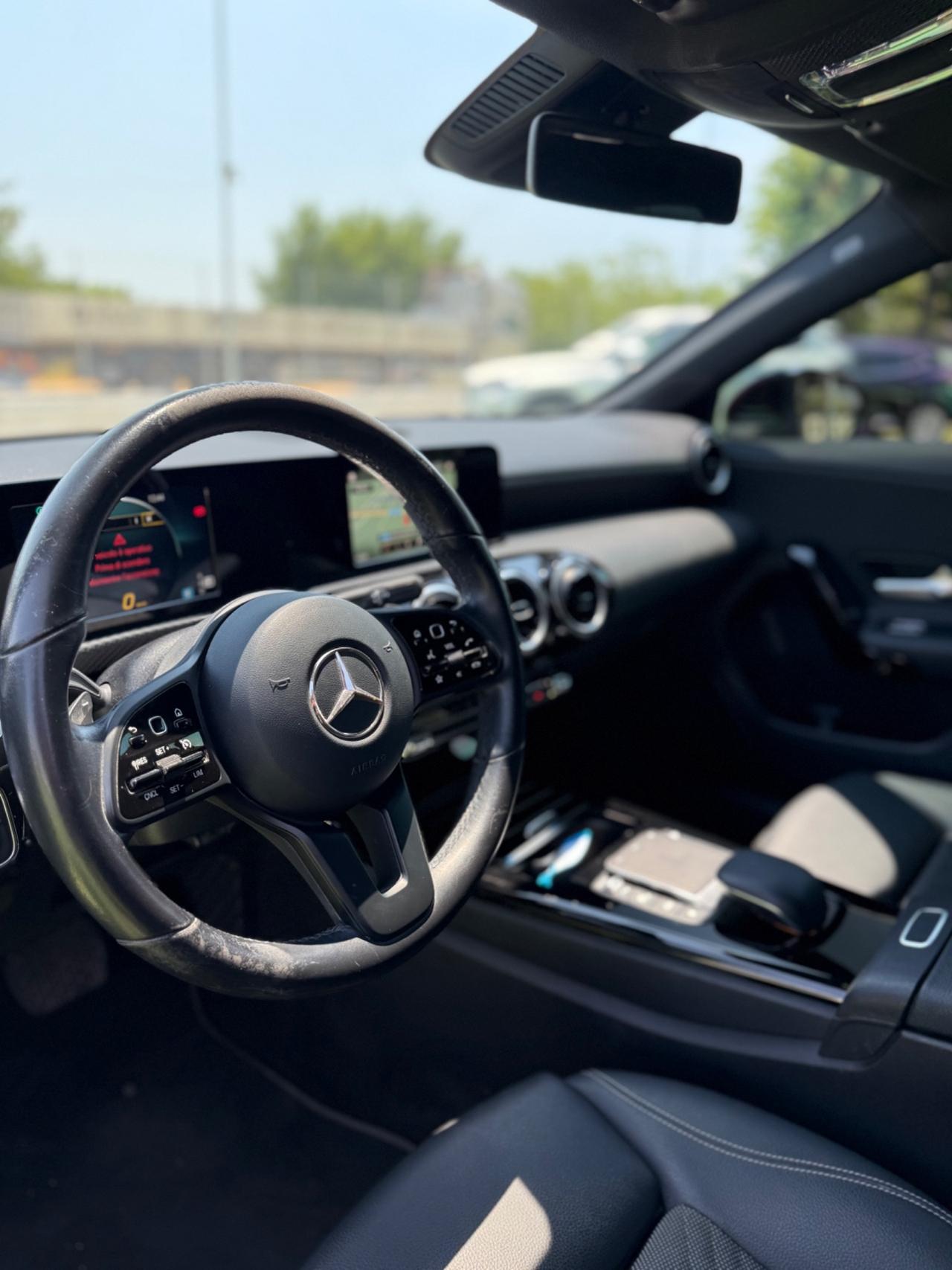 Mercedes-benz A 180 A 180 d Automatic Sport