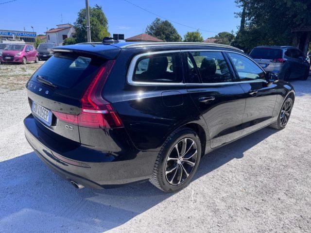 VOLVO V60 D3 AWD Geartronic R-design N1 - AUTOCARRO