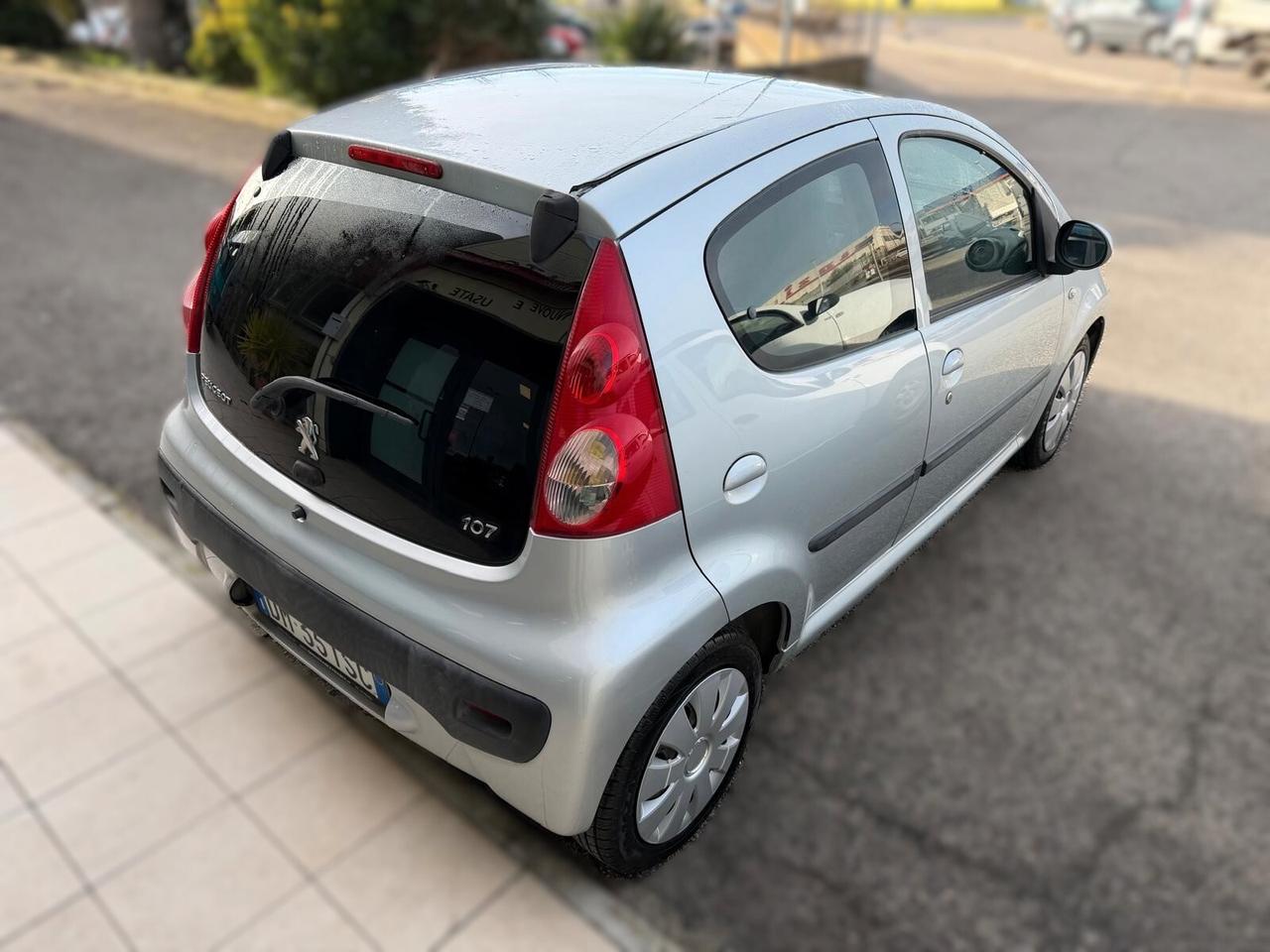 Peugeot 107 2008 1.0B 68CV