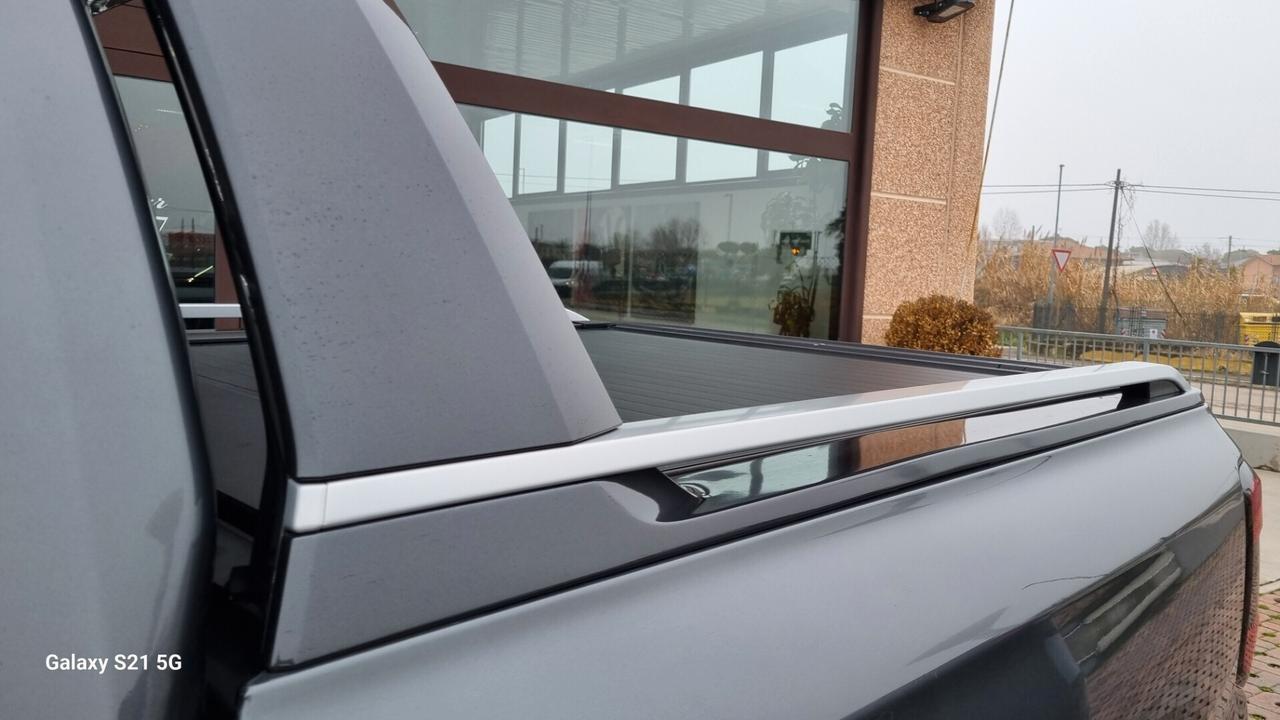 Ford Ranger 2.0 ECOBLUE DC Wildtrak 5 posti Autocarro 205 cv