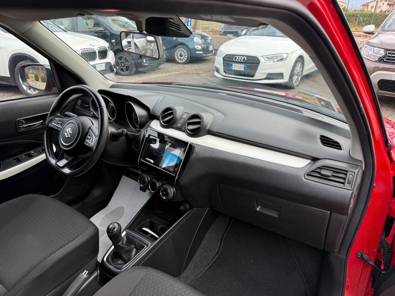 " UNA CHICCA " Suzuki Swift 1.2 Hybrid / GPL