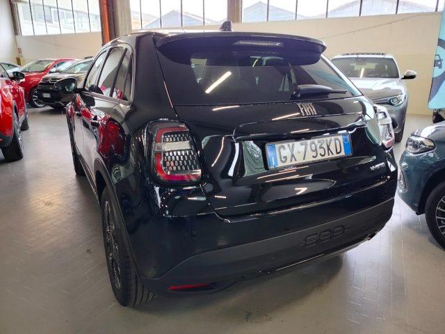 FIAT 600 Hybrid 100 CV DCT MHEV La Prima