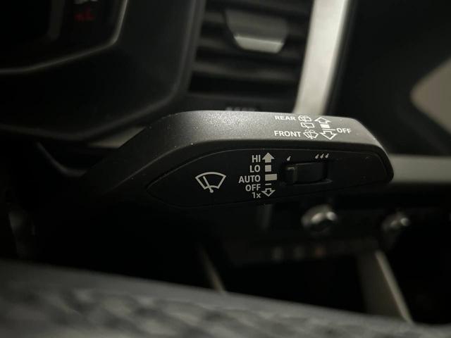 AUDI A1 SPB 30 TFSI Identity Black