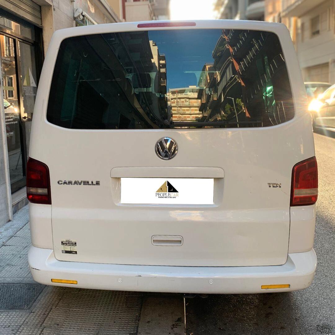Volkswagen T5 Caravelle minivan