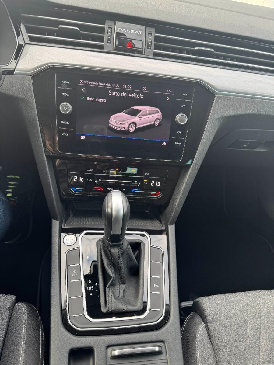 VOLKSWAGEN - Passat - Variant 2.0 TDI DSG Business BMT