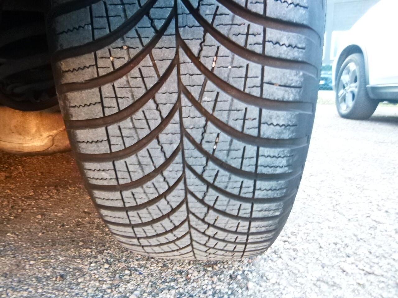 Land Rover Discovery Sport 2.0 TD4 150 CV HSE