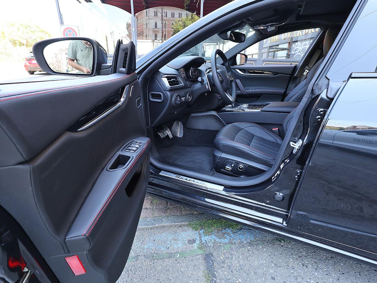 Maserati Ghibli Modena S Q4 3.0 V6 430 cv