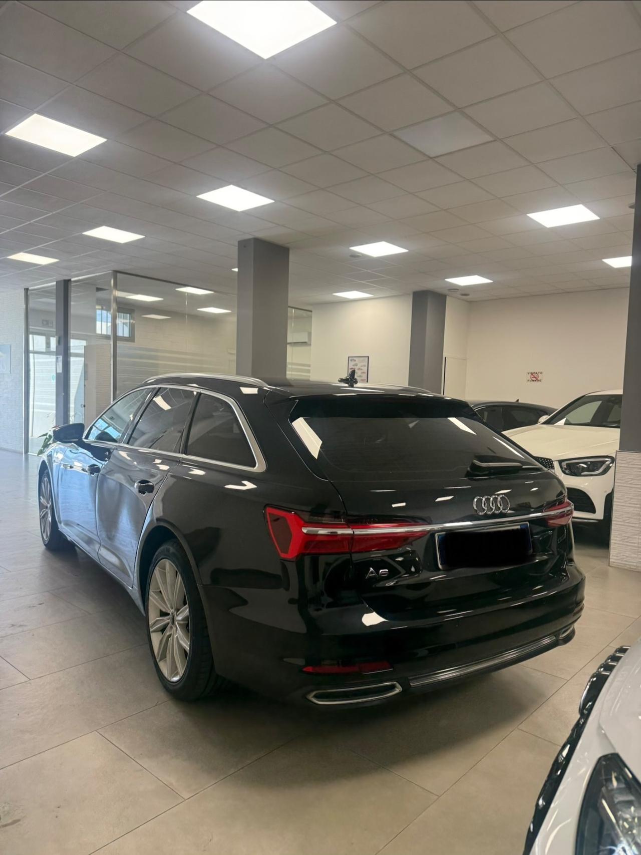 Audi A6 Avant 40 2.0 TDI S tronic Business Design