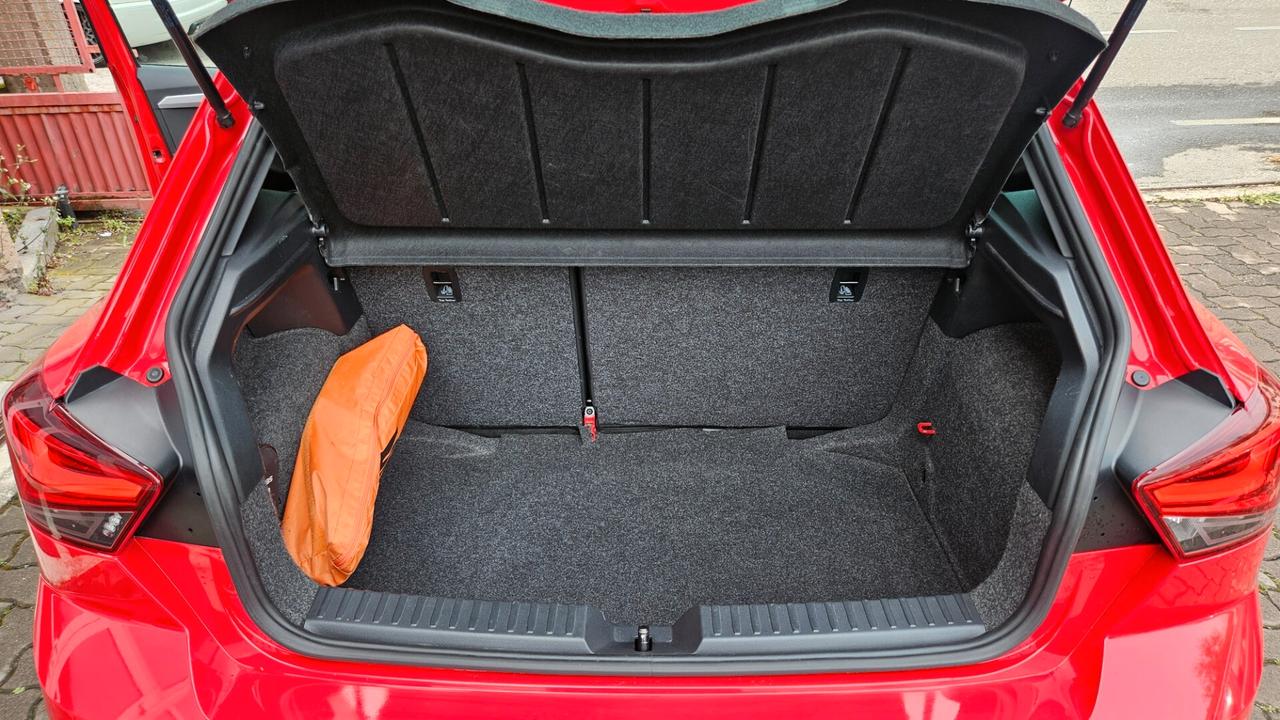 Seat Ibiza 1.0 ecotsi FR 110cv dsg NAVY-SED RISC-FULL LINK