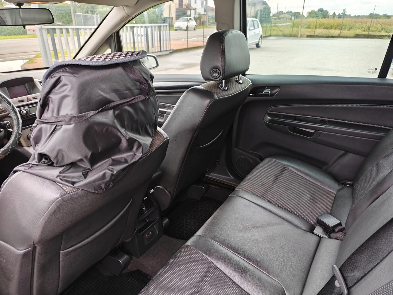 Opel Zafira 1.9 16V CDTI 150CV Cosmo