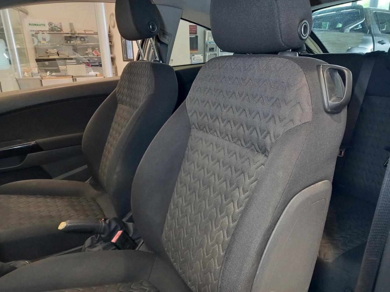 Opel Corsa 1.2 3 porte 75.000 km