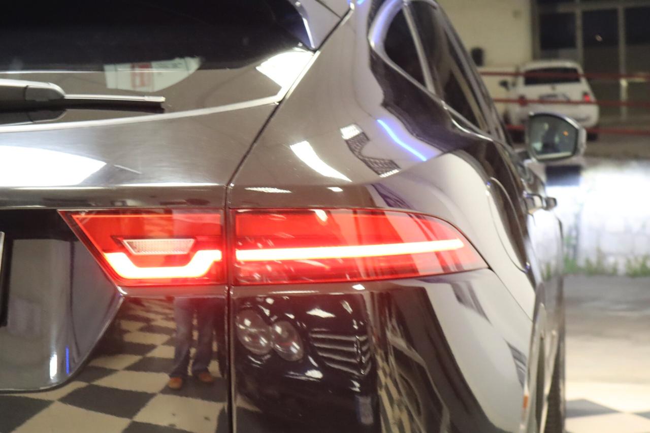 Jaguar E-Pace 2.0D 150 CV R-Dynamic