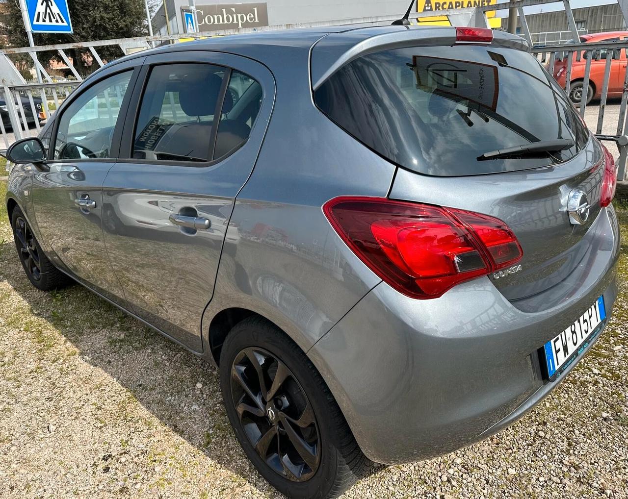 Opel Corsa 1.2 5 porte 120 Anniversary adatta x NEOPATENTATI