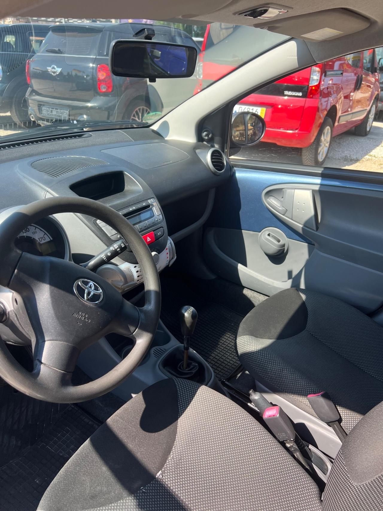Toyota Aygo 1.0 12V VVT-i 5 porte
