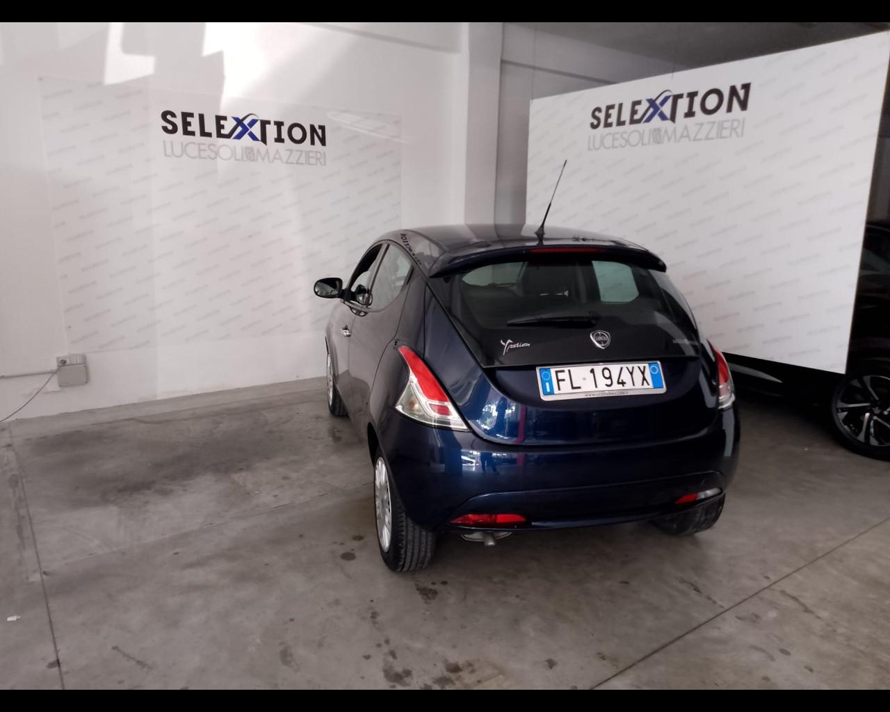 LANCIA Ypsilon 3ª serie - Ypsilon 1.3 MJT 16V 95 CV 5 porte S&S Silver