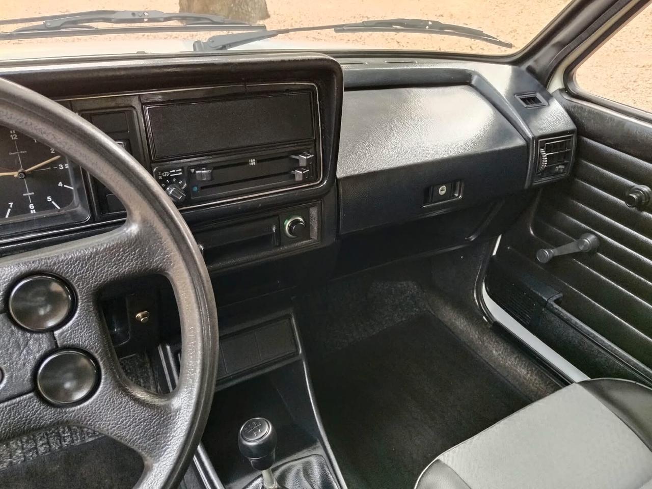 Volkswagen Golf 1600 diesel 3 porte GL