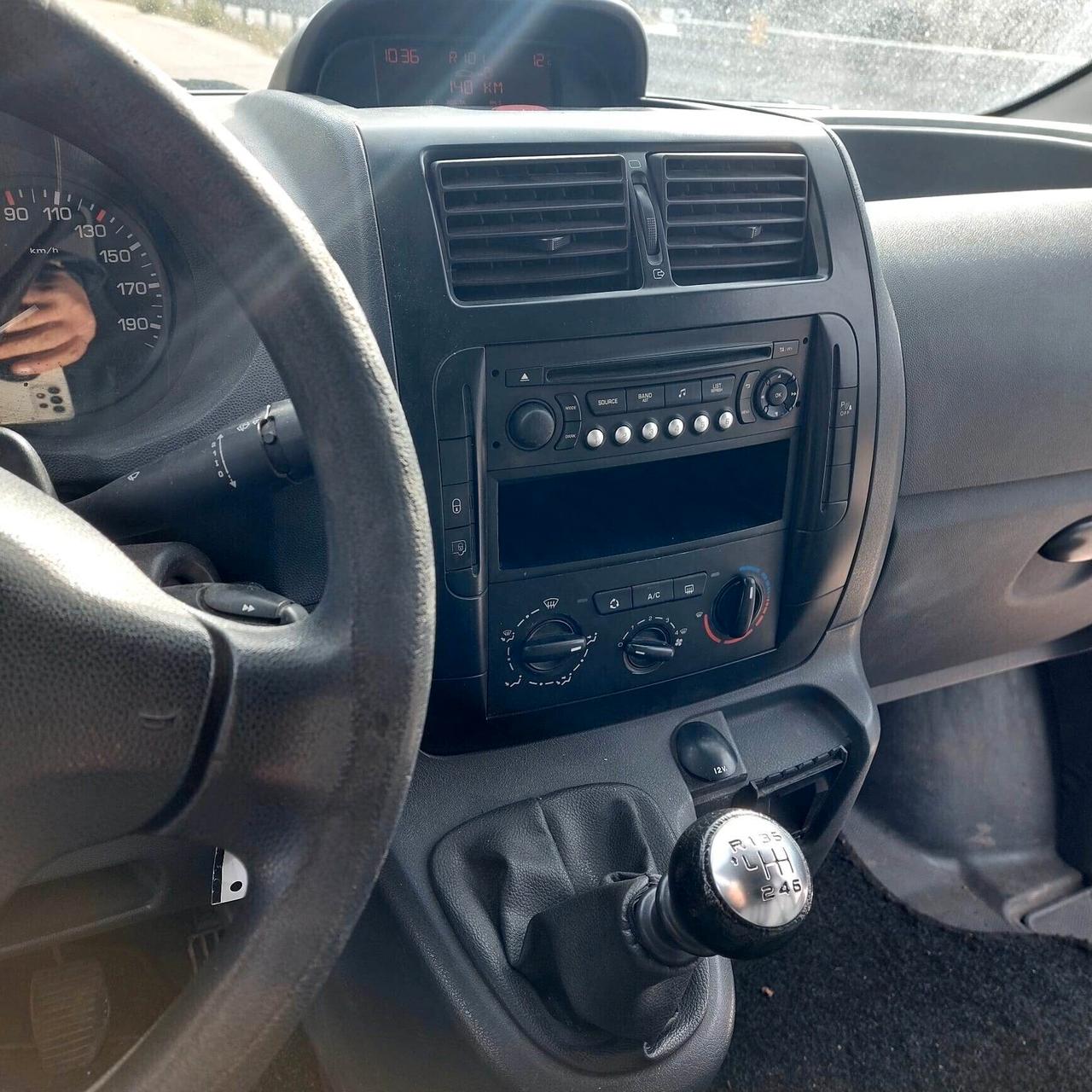 Peugeot Expert furgonato