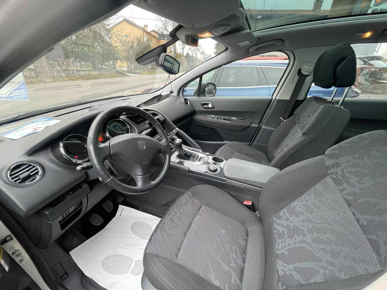 Peugeot 3008 1.6 HDi 110CV Premium