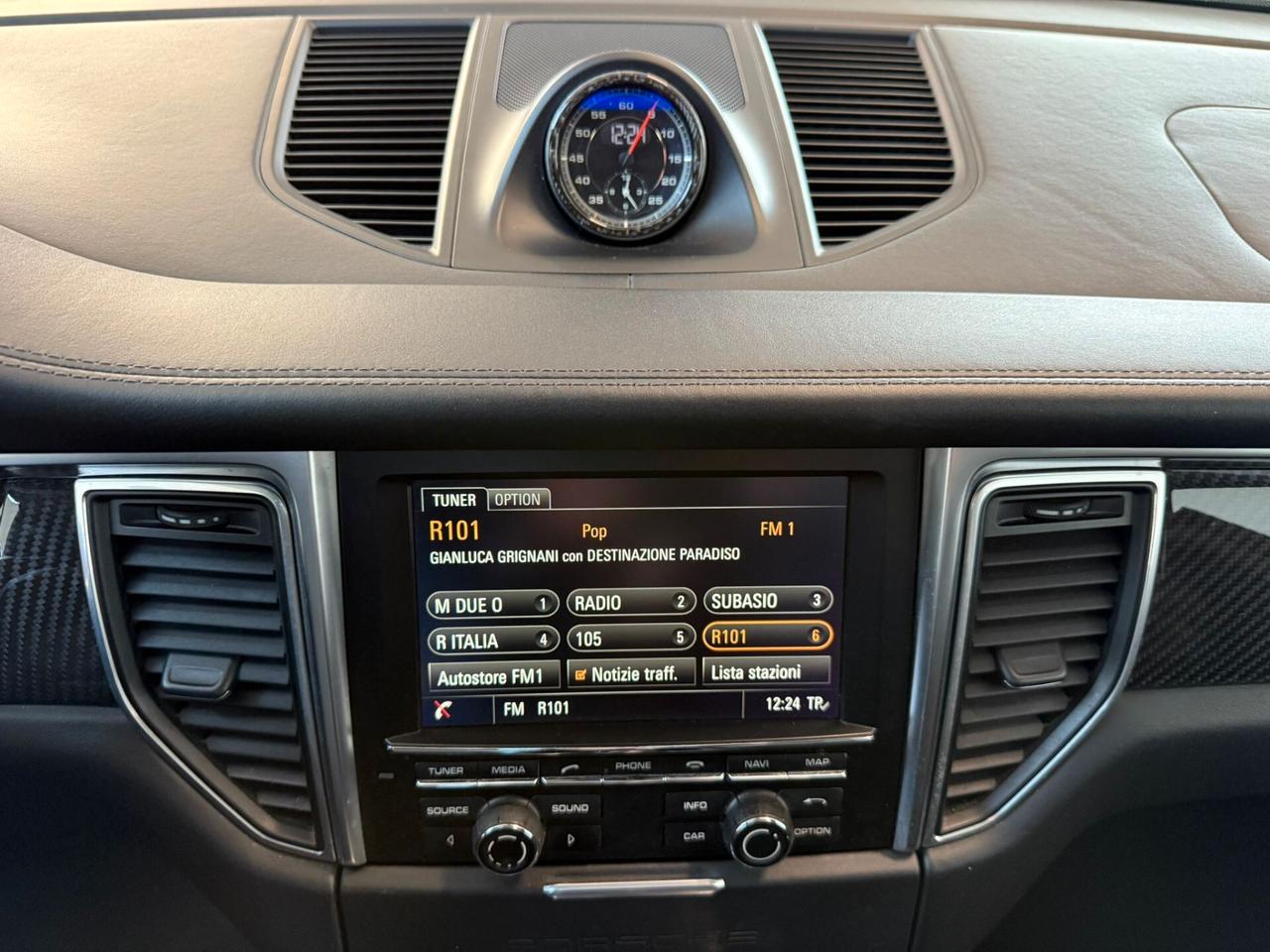 Porsche Macan 3.6 Turbo full optional GANCIO TRAINO+CHRONO+CARBO+SCARICO+DOPPIO TETTO