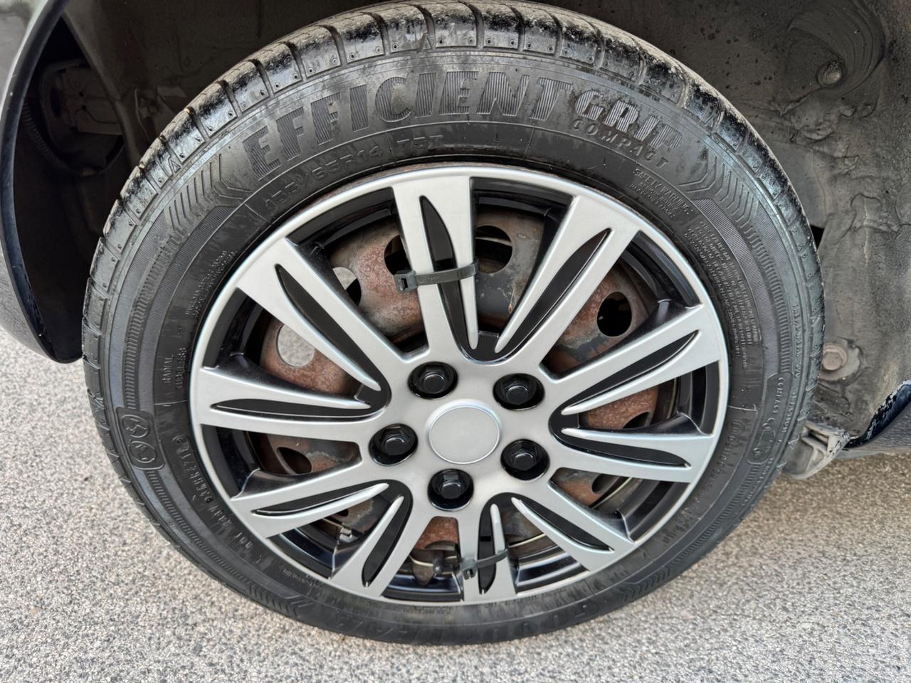 Peugeot 107 1.0 68CV 5p. Plaisir