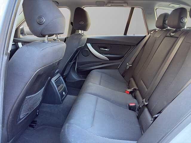 BMW Serie 3 318d Touring Business Advantage