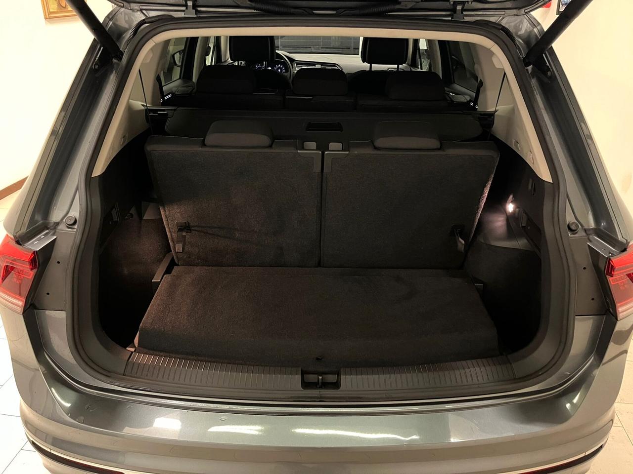 Volkswagen Tiguan Allspace 2.0 TDI SCR DSG 4MOT. Advanced R-Line BMT