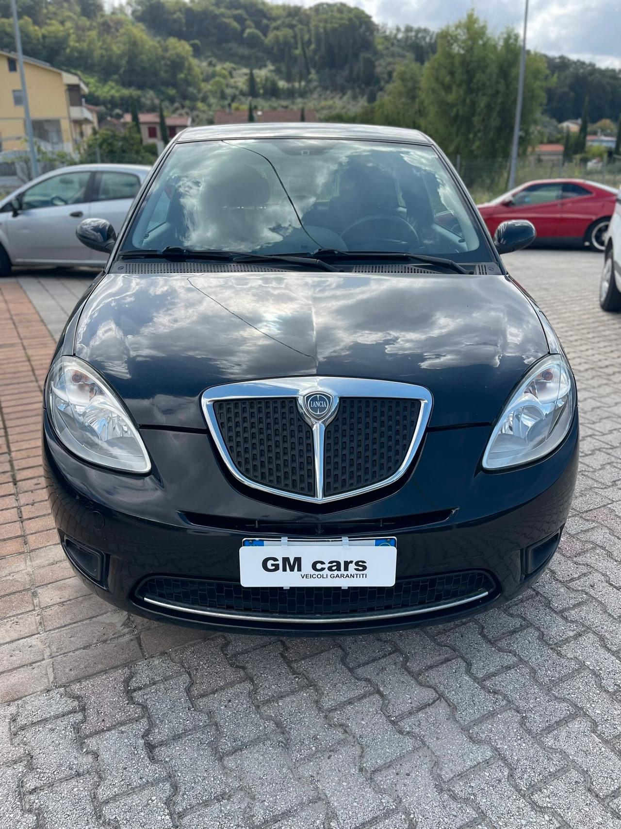 Lancia Ypsilon 1.2 Argento
