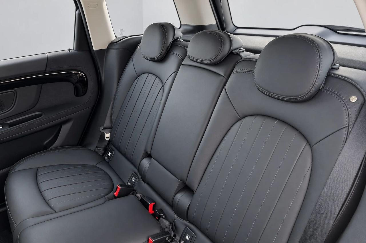 Mini Cooper SE Countryman Cooper COUNTRYMAN SE ALL4 YOURS AUTO