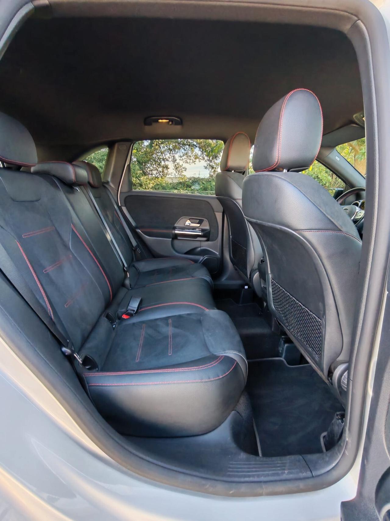 Mercedes-benz B 180 d Premium AMG Line