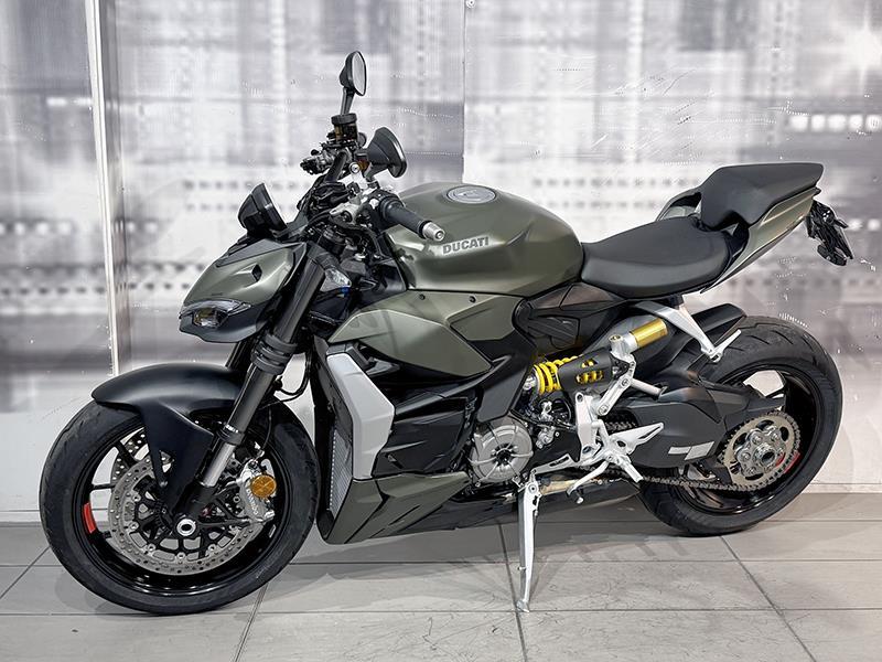 Ducati Streetfighter V2