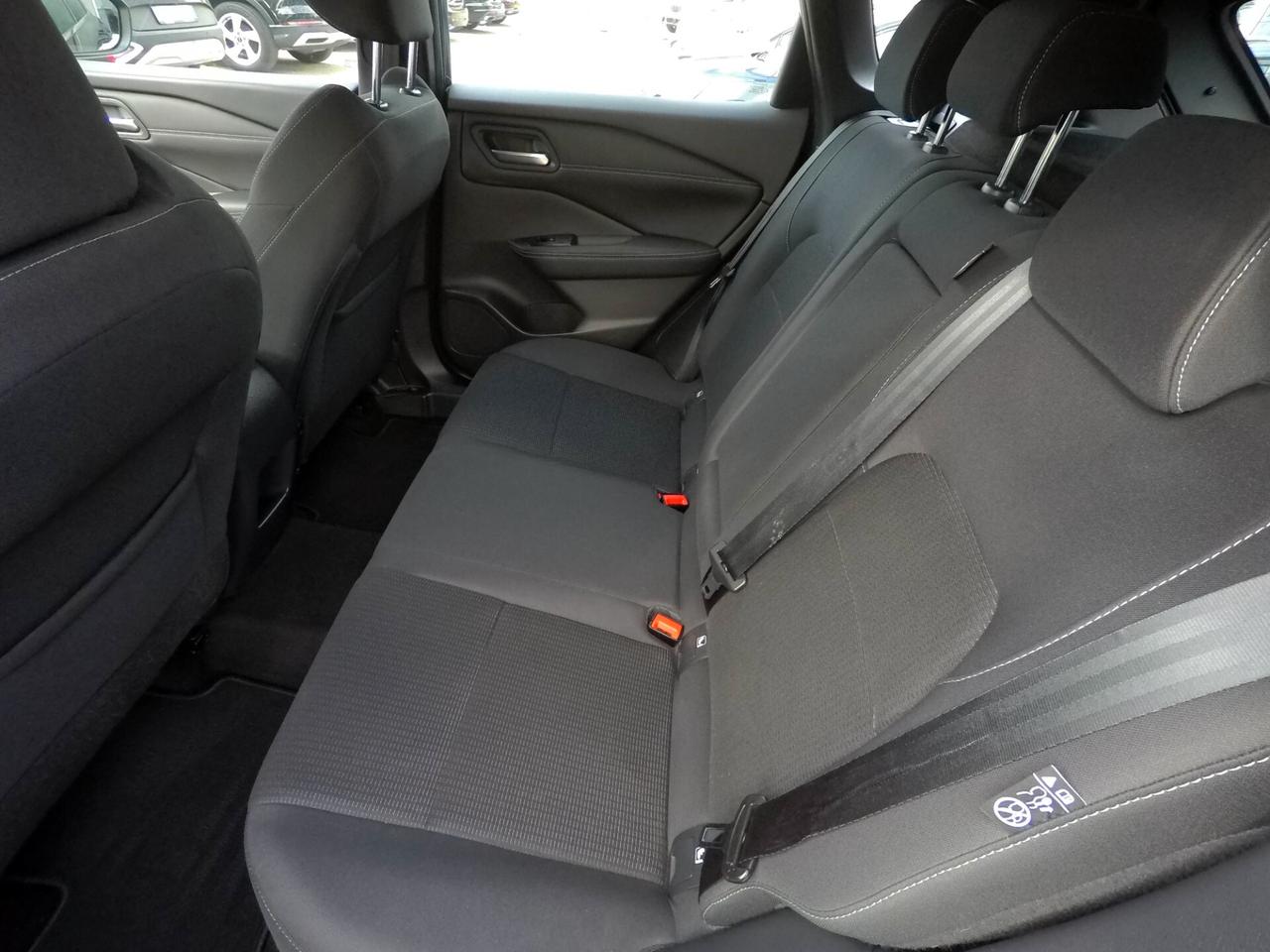 Nissan Qashqai MHEV 140 CV Business