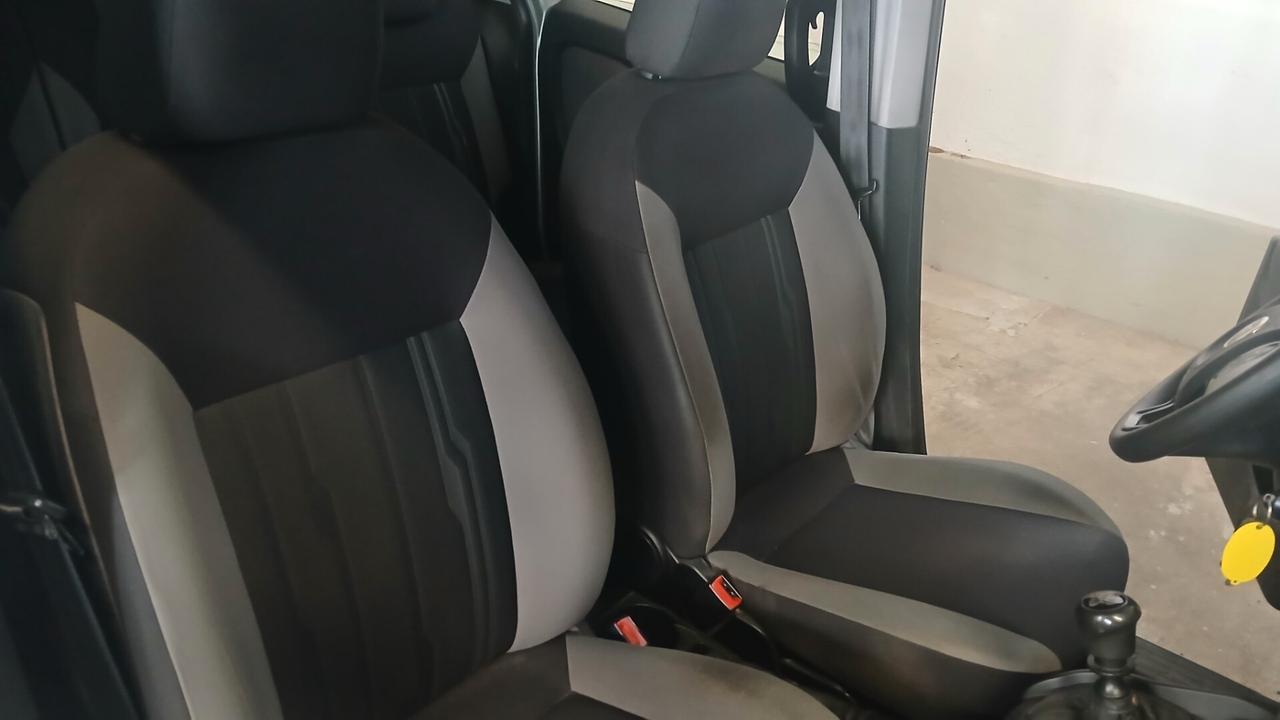 Fiat Doblo Doblò 1.6 MJT MAXI 7 POSTI