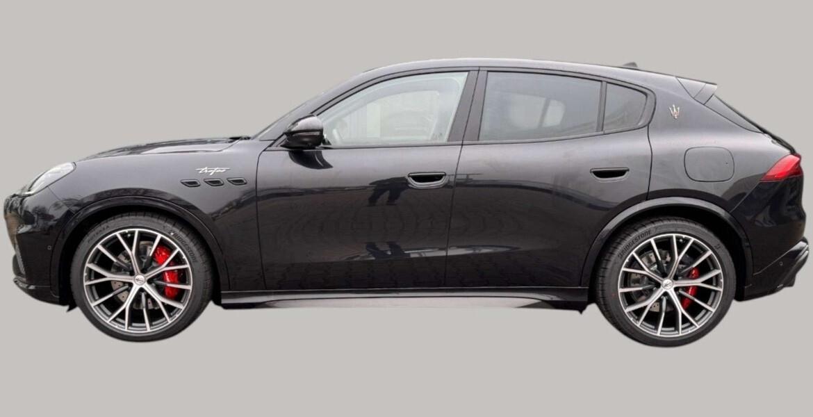 Maserati Grecale V6 530 CV AWD Trofeo NOLEGGIO 11 MESI