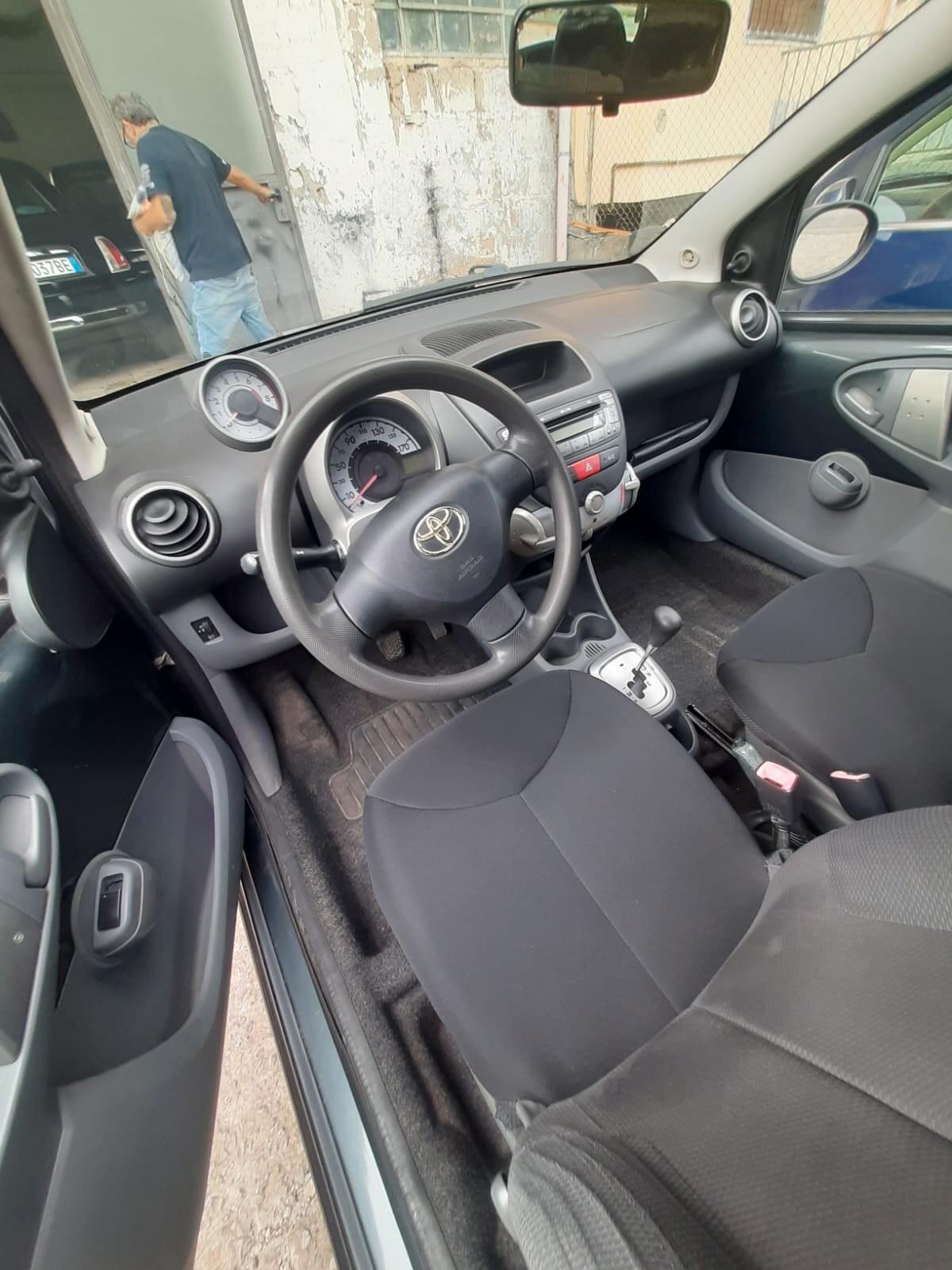 Toyota Aygo 1.0 12V VVT-i 3 porte Griffe