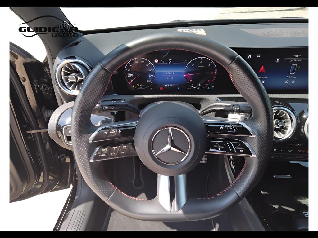 Mercedes-Benz Classe A - W177 2023 - A 180 d AMG Line Advanced Plus auto