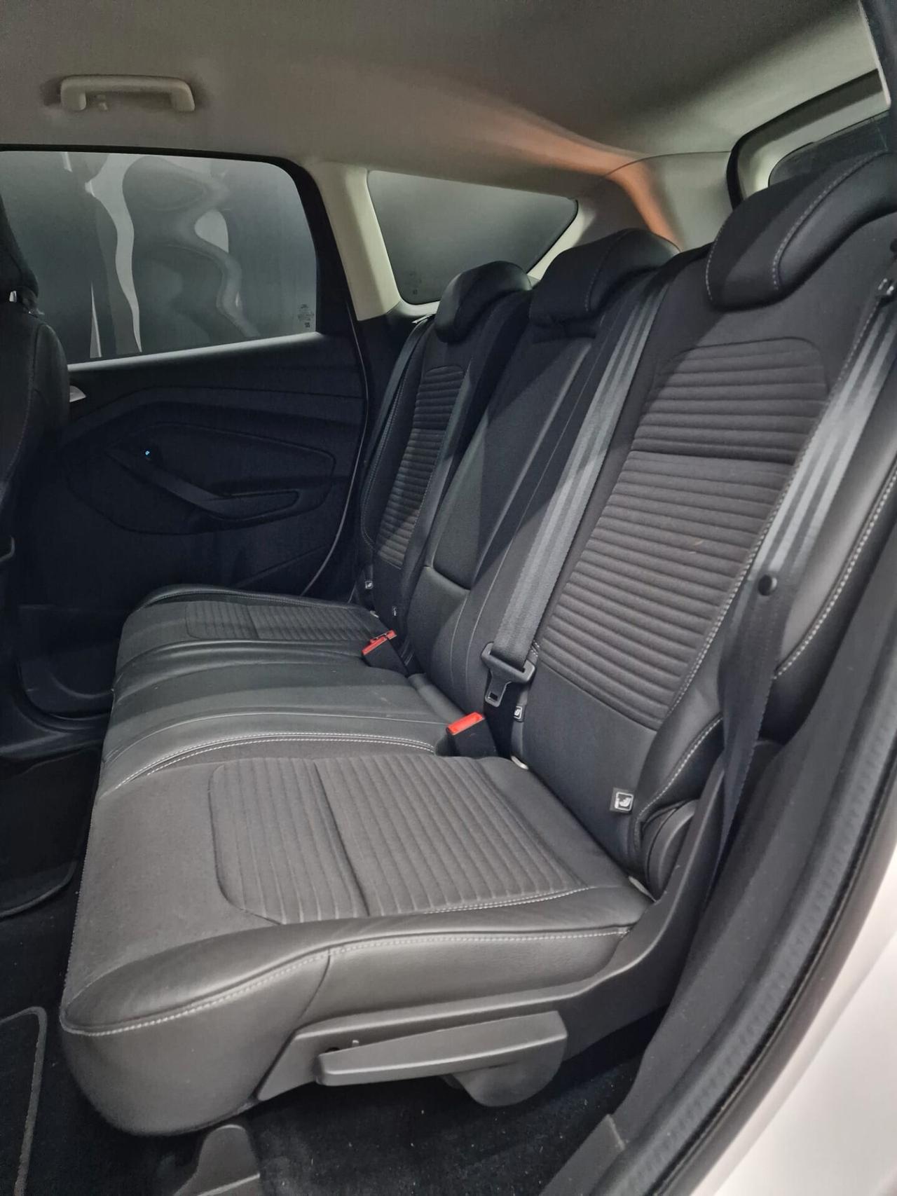 Ford Kuga 1.5 EcoBoost 120 CV S&S 2WD Titanium