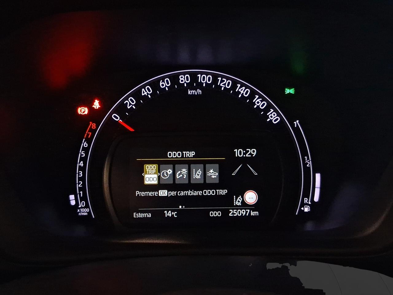 Toyota Aygo X 1.0 VVT-i 72 CV 5p. Undercover