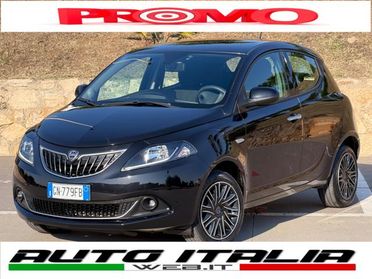 LANCIA Ypsilon HYBRID GOLD+NAVI+SENSORI+5POSTI+LED