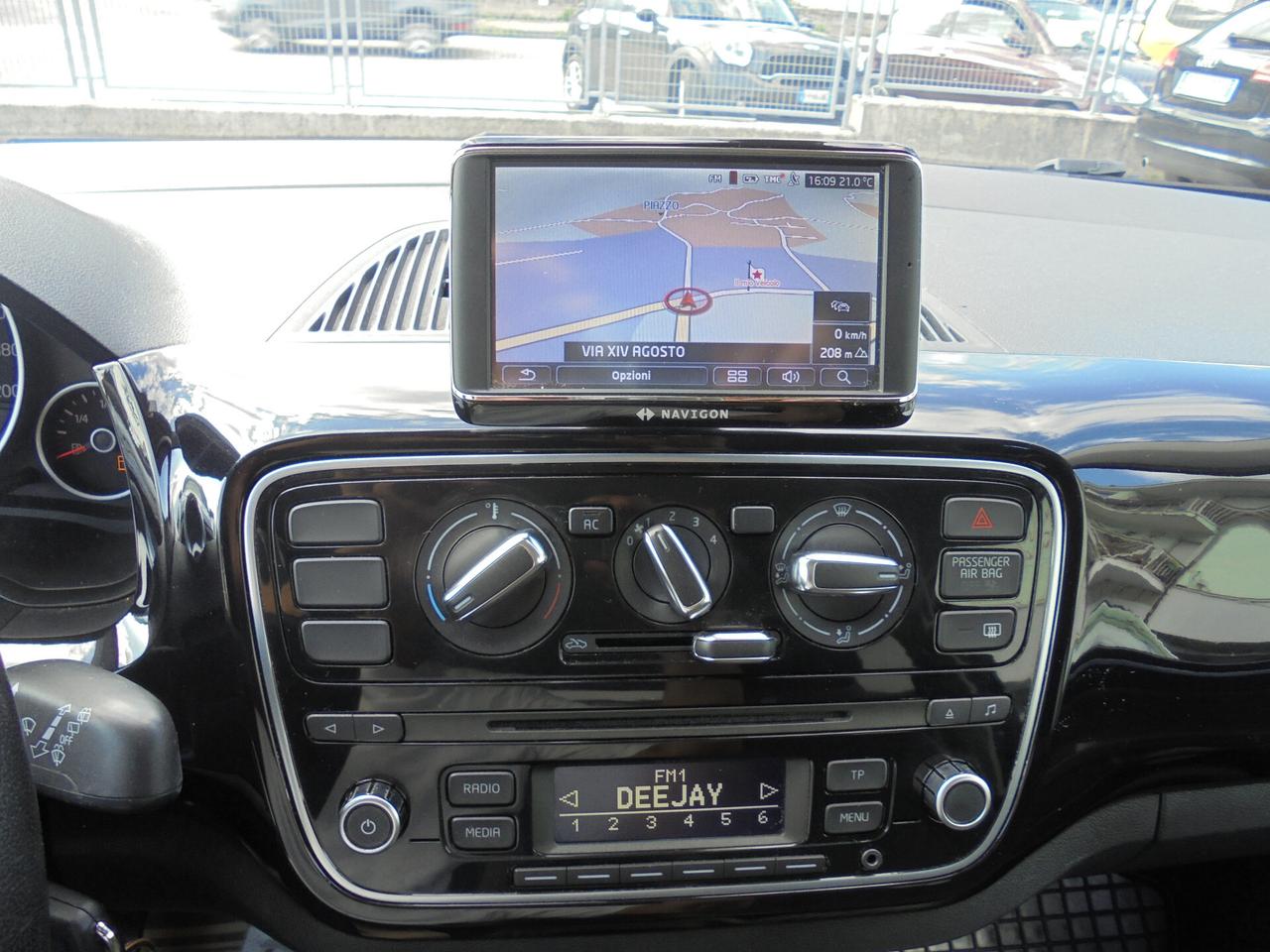 Volkswagen up! 1.0 75 CV 3p. high