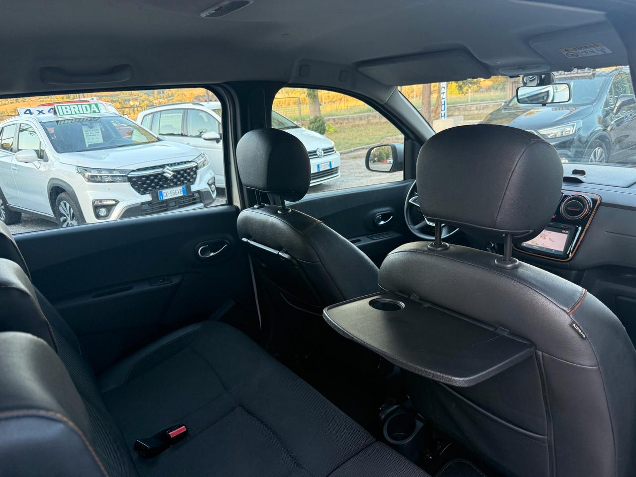 "UNICA" Dacia Lodgy 1.6 100CV GPL 7 posti