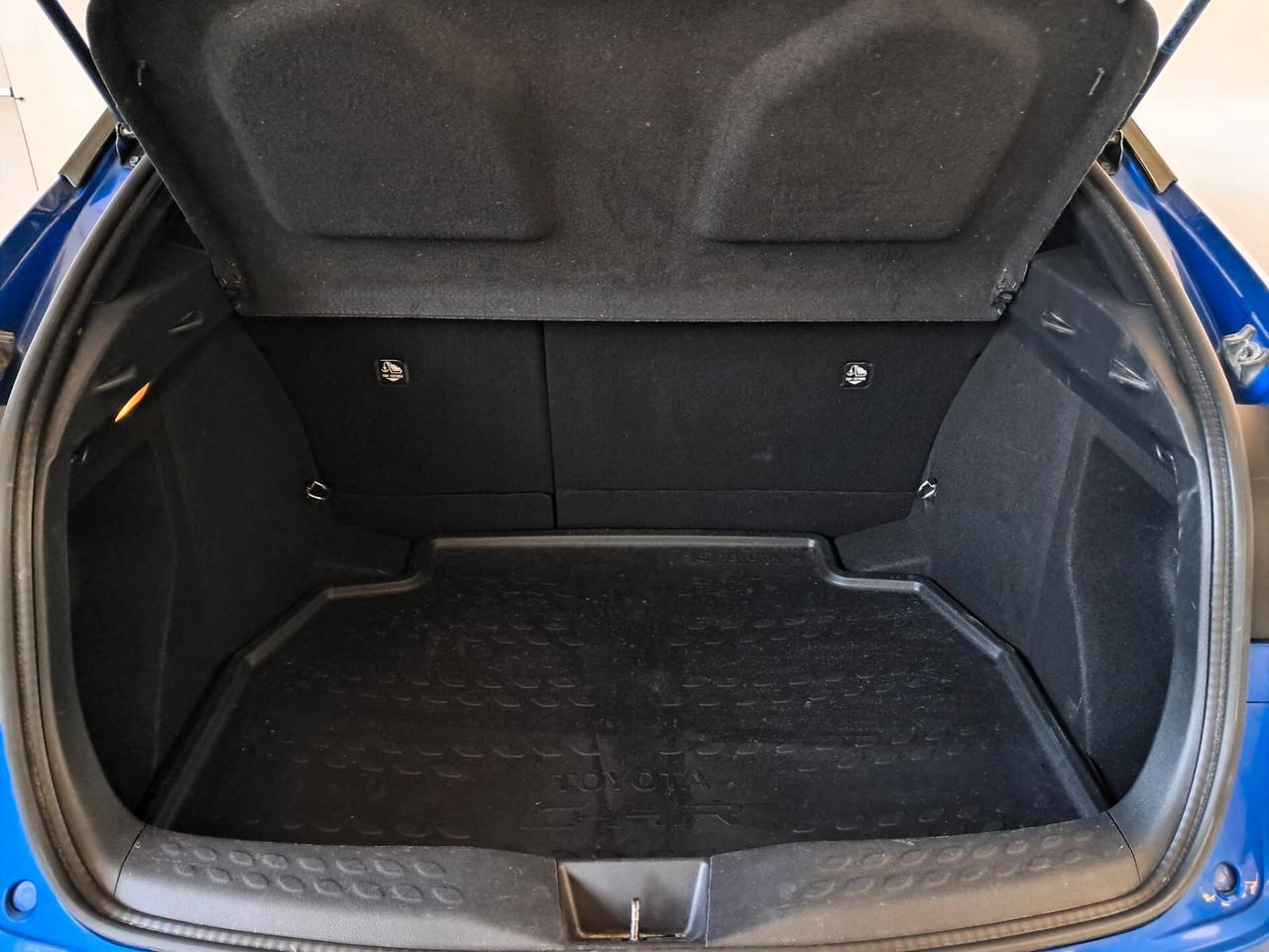 Toyota C-HR 1.8 Hybrid E-CVT Style