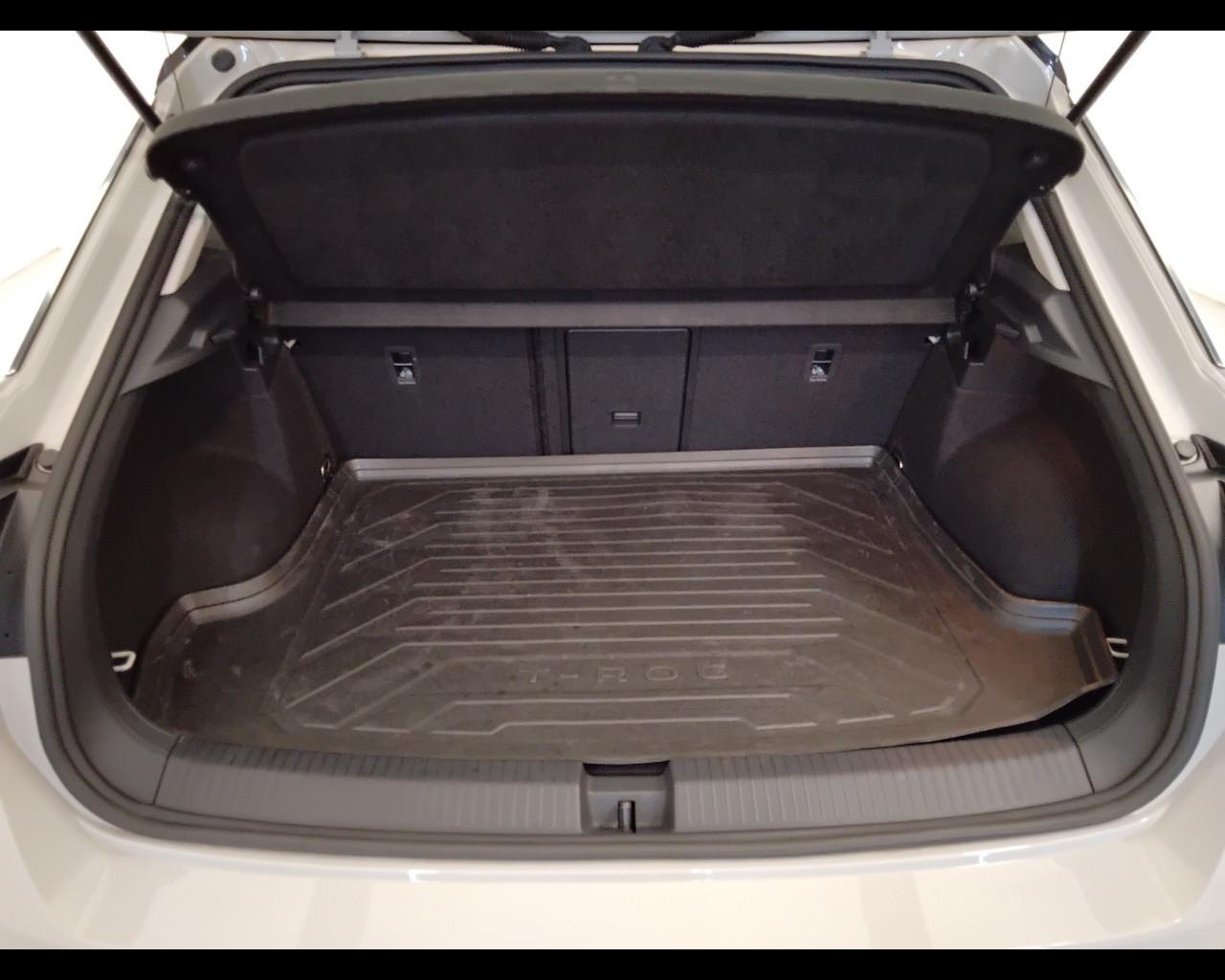 VOLKSWAGEN T-Roc 2022 - T-Roc 1.0 tsi Style 110cv