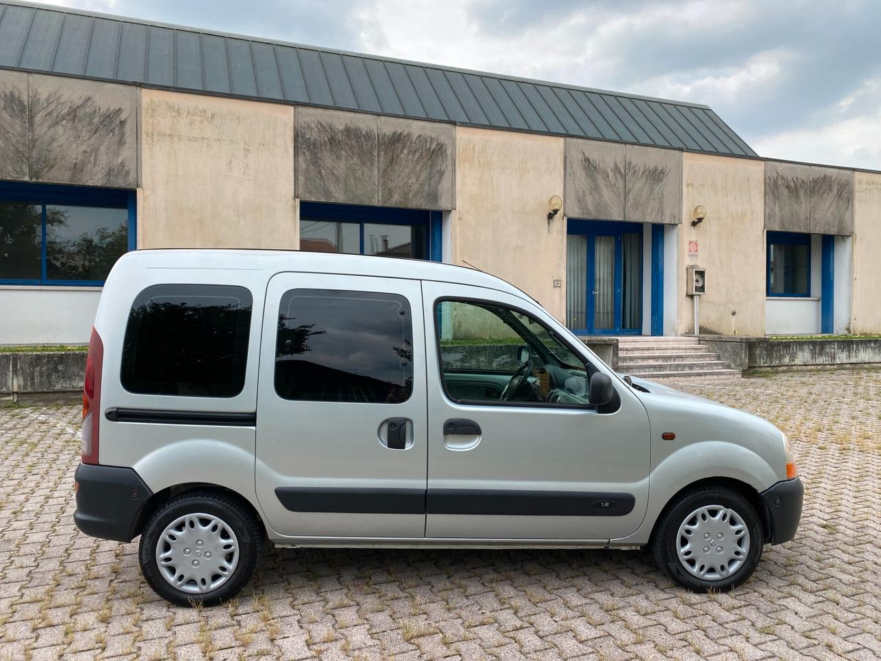 Renault Kangoo 1.2i 5Posti 112.000Km