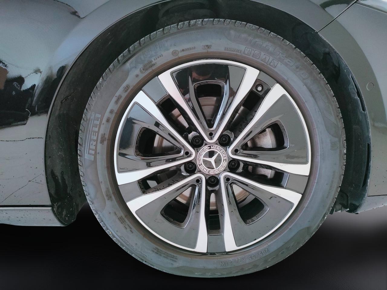 Mercedes-Benz Classe A - W177 2023 - A 180 d Progressive Advanced Plus auto