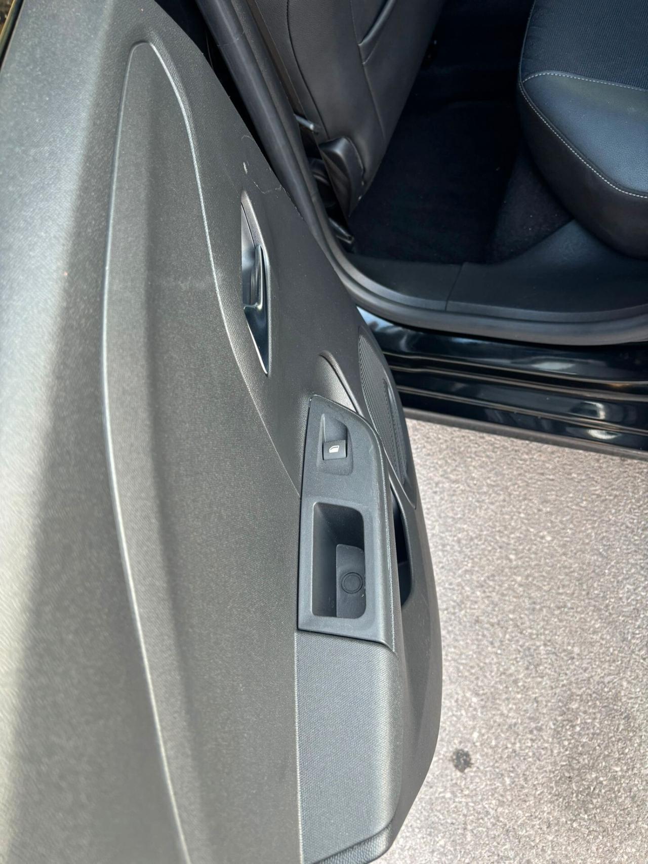 Opel Corsa 1.2 Elegance GPL FULL OPTIONAL