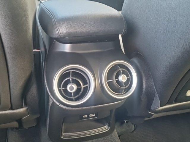 ALFA ROMEO Stelvio MY23 2000 BZ 280CV VELOCE