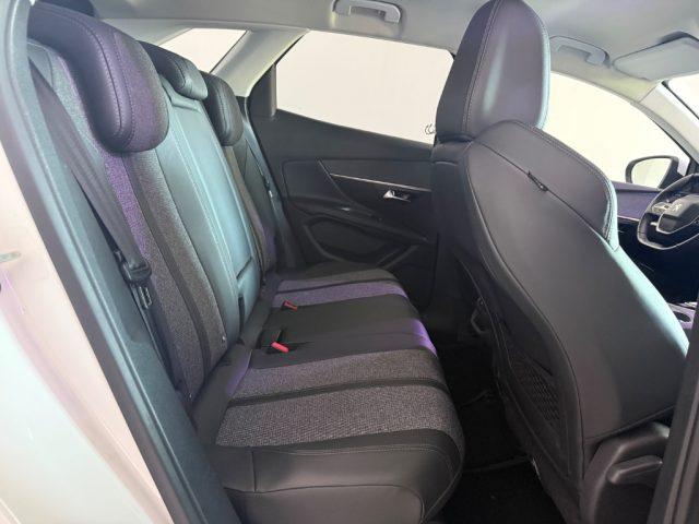 PEUGEOT 3008 PureTech Turbo 130 S&S Allure