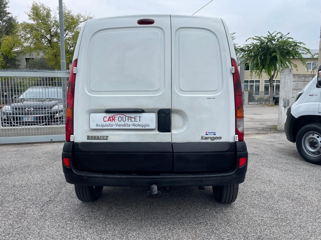 Renault Kangoo 1.5 dCi/65CV CON CLIMA E GANCIO TRAINO